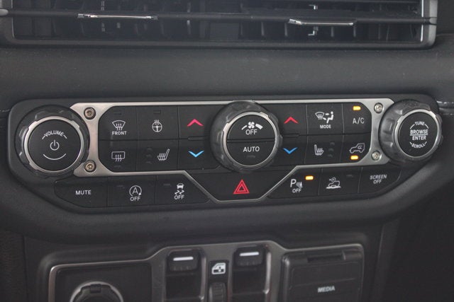 2025 Jeep Gladiator Mojave X