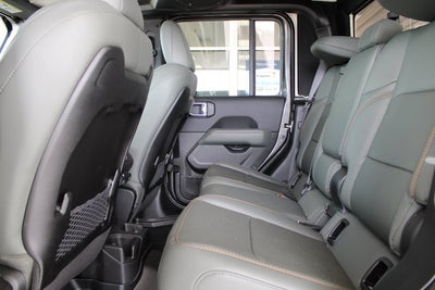 2025 Jeep Gladiator Mojave X