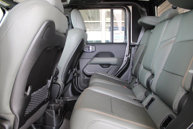 2025 Jeep Gladiator Mojave X