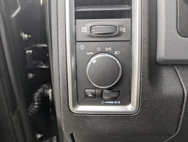 2020 RAM 1500 Classic SLT