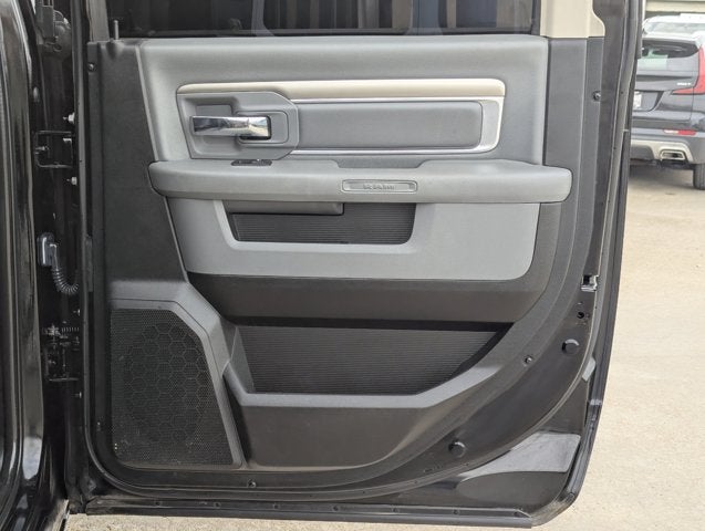 2020 RAM 1500 Classic SLT