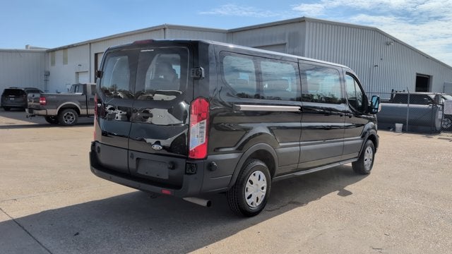 2024 Ford Transit Passenger Wagon XLT