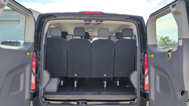2024 Ford Transit Passenger Wagon XLT