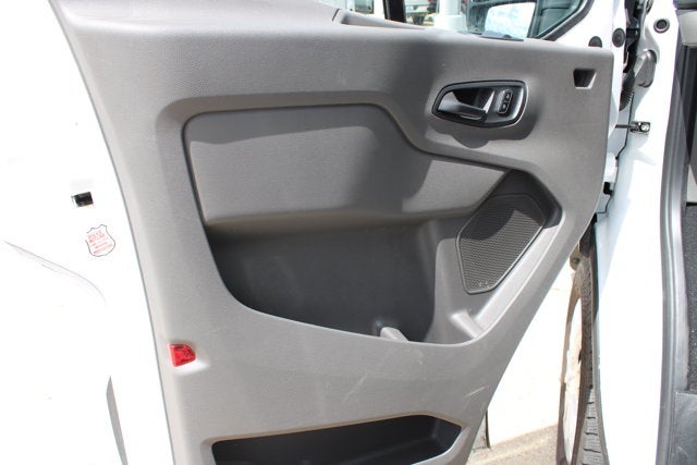 2025 Ford Transit Passenger Wagon XLT