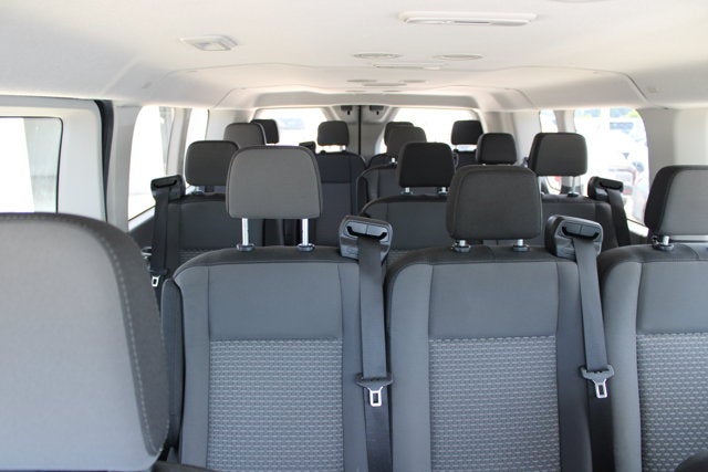 2025 Ford Transit Passenger Wagon XLT