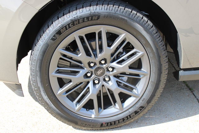 2027 Ford Expedition Base