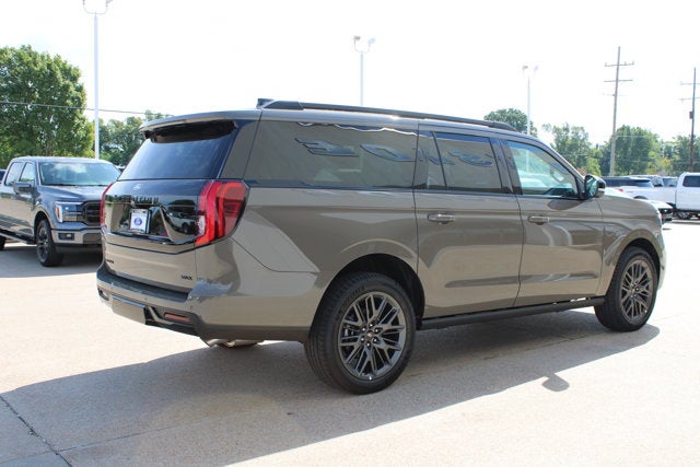 2027 Ford Expedition Base