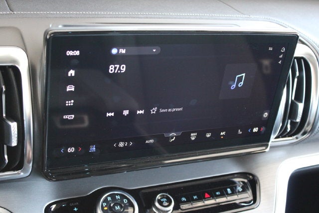 2027 Ford Expedition Base