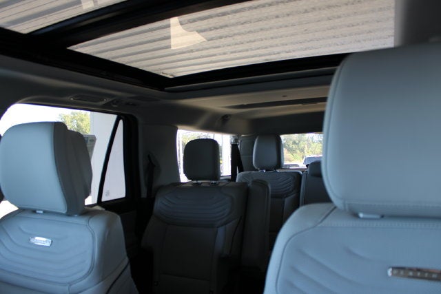 2027 Ford Expedition Base