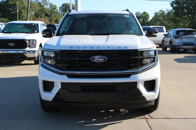 2027 Ford Expedition Base