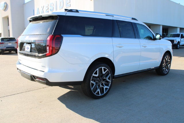 2027 Ford Expedition Base