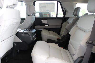 2027 Ford Expedition Active