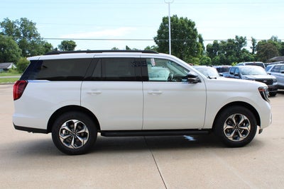 2027 Ford Expedition Active
