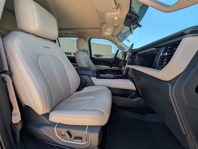 2023 Ford Expedition Platinum