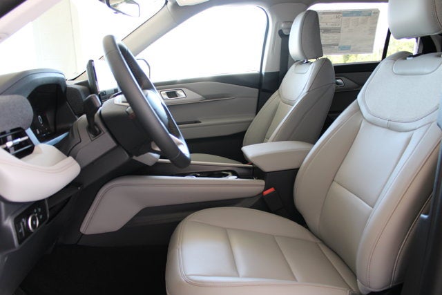 2026 Ford Explorer XLT