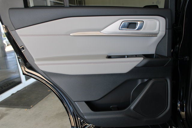 2026 Ford Explorer XLT