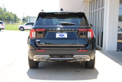 2026 Ford Explorer XLT