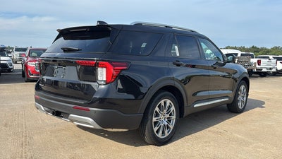 2025 Ford Explorer Platinum
