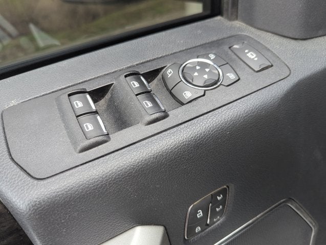 2022 Ford Super Duty F-250 SRW LARIAT