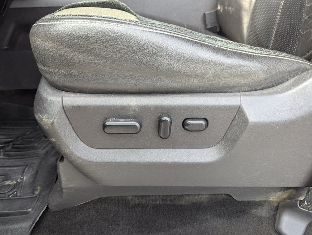 2012 Ford Super Duty F-250 SRW Lariat