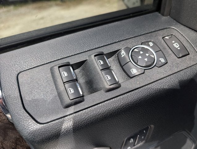 2017 Ford Super Duty F-250 SRW Lariat