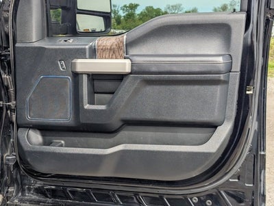 2017 Ford Super Duty F-250 SRW Lariat