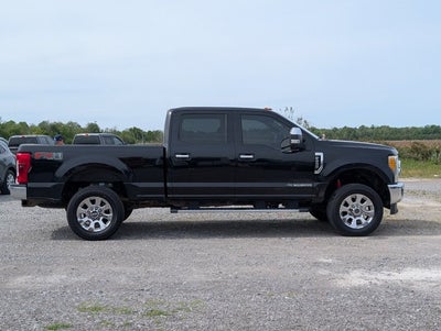 2017 Ford Super Duty F-250 SRW Lariat