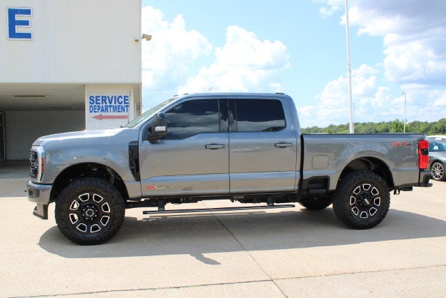 2025 Ford F-250SD Platinum