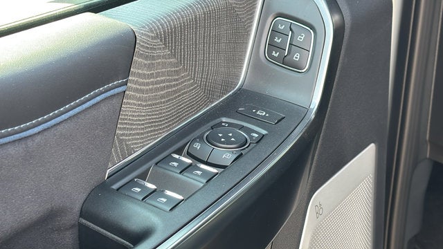 2025 Ford Super Duty F-250 SRW F-250® Platinum®