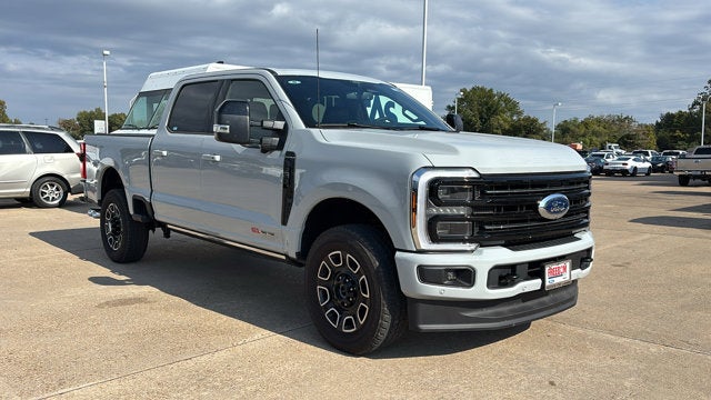 2025 Ford Super Duty F-250 SRW F-250® Platinum®