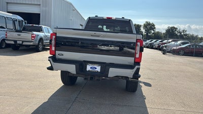2025 Ford Super Duty F-250 SRW F-250® Platinum®