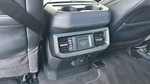 2025 Ford Super Duty F-250 SRW Platinum