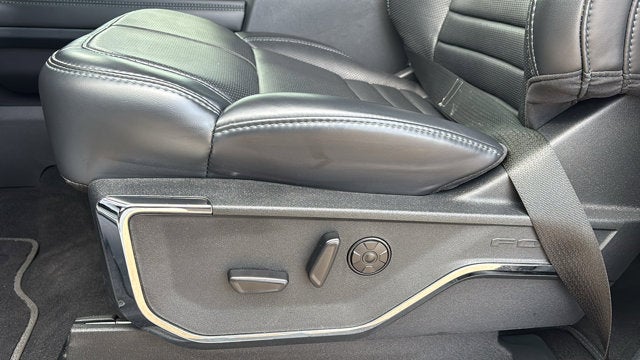 2025 Ford Super Duty F-250 SRW Platinum