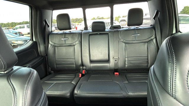 2025 Ford Super Duty F-250 SRW Platinum