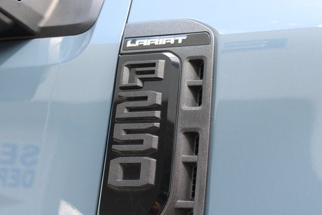 2023 Ford Super Duty F-250 SRW LARIAT