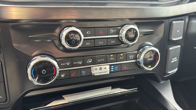 2025 Ford Super Duty F-250 SRW F-250® Lariat®