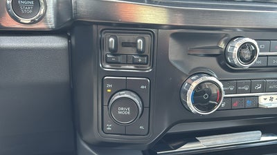 2025 Ford Super Duty F-250 SRW F-250® Lariat®