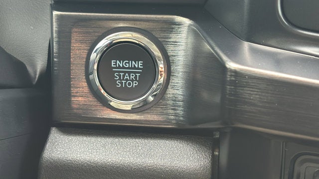 2025 Ford Super Duty F-250 SRW F-250® Lariat®