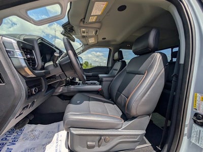 2025 Ford Super Duty F-350 SRW F-350® Lariat®