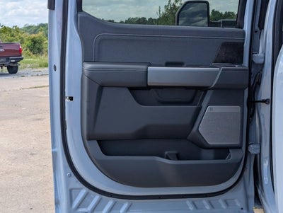 2025 Ford Super Duty F-350 SRW F-350® Lariat®