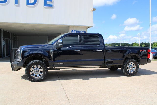 2025 Ford Super Duty F-350 SRW LARIAT