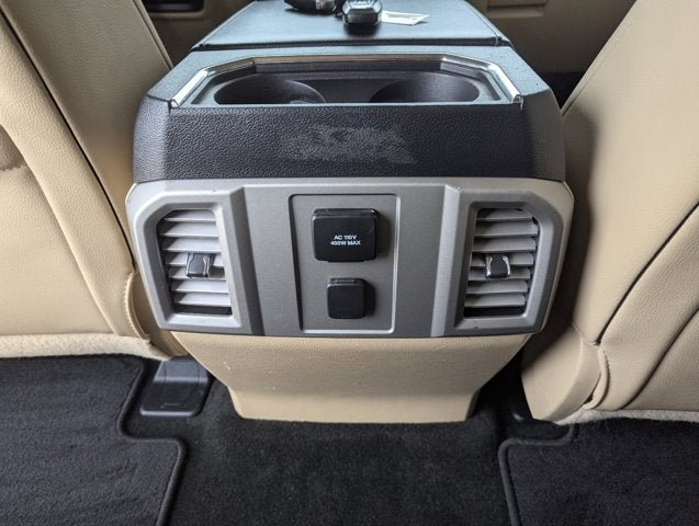 2017 Ford Super Duty F-350 SRW Lariat