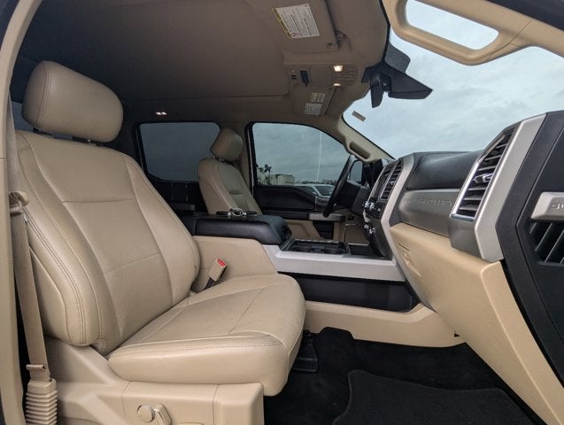 2017 Ford Super Duty F-350 SRW Lariat