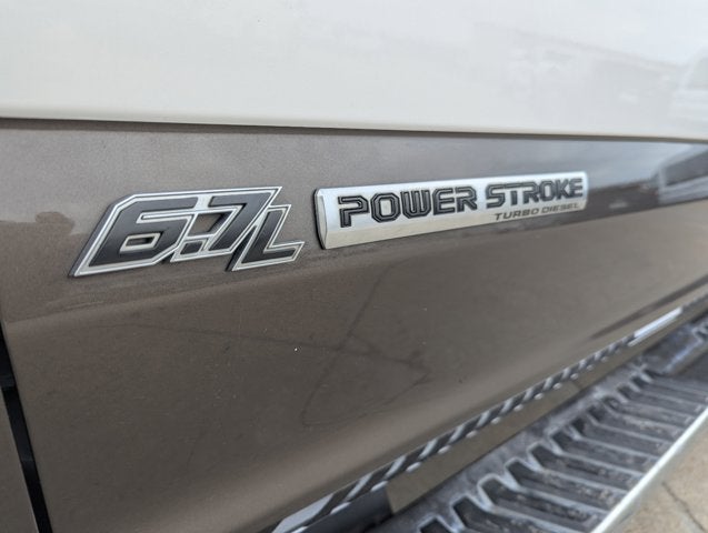 2017 Ford Super Duty F-350 SRW Lariat