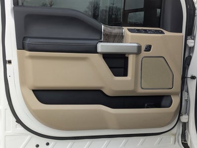 2017 Ford Super Duty F-350 SRW Lariat