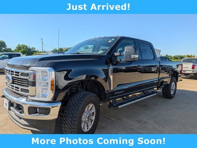 2025 Ford Super Duty F-350 SRW XLT