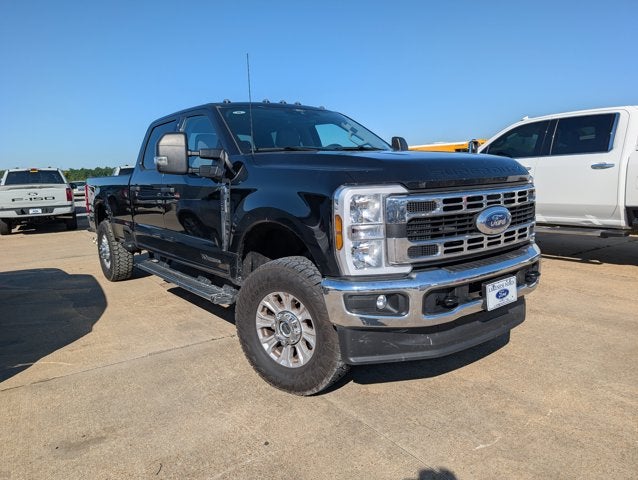 2025 Ford Super Duty F-350 SRW XLT