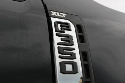 2025 Ford Super Duty F-350 SRW XLT
