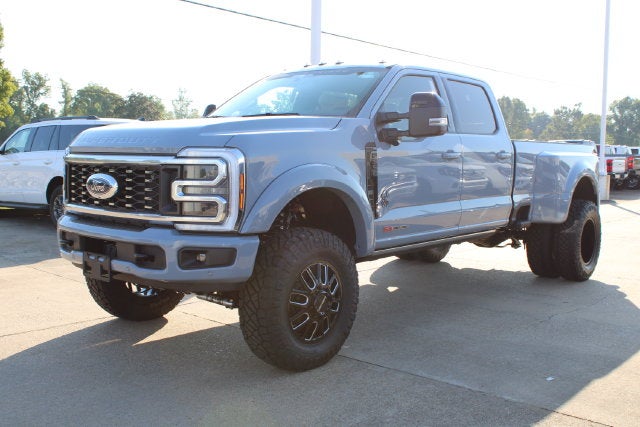 2026 Ford F-350SD Platinum DRW