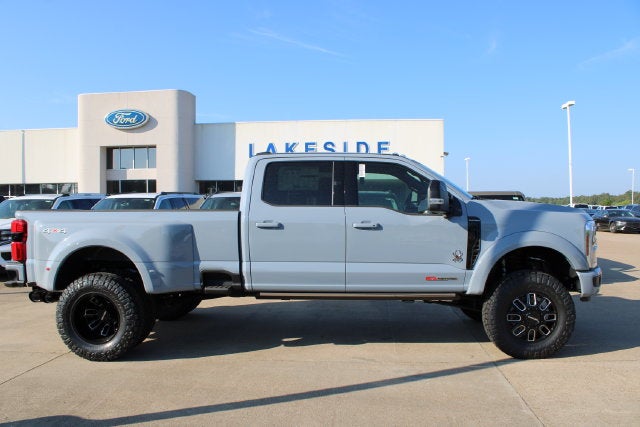2026 Ford F-350SD Platinum DRW